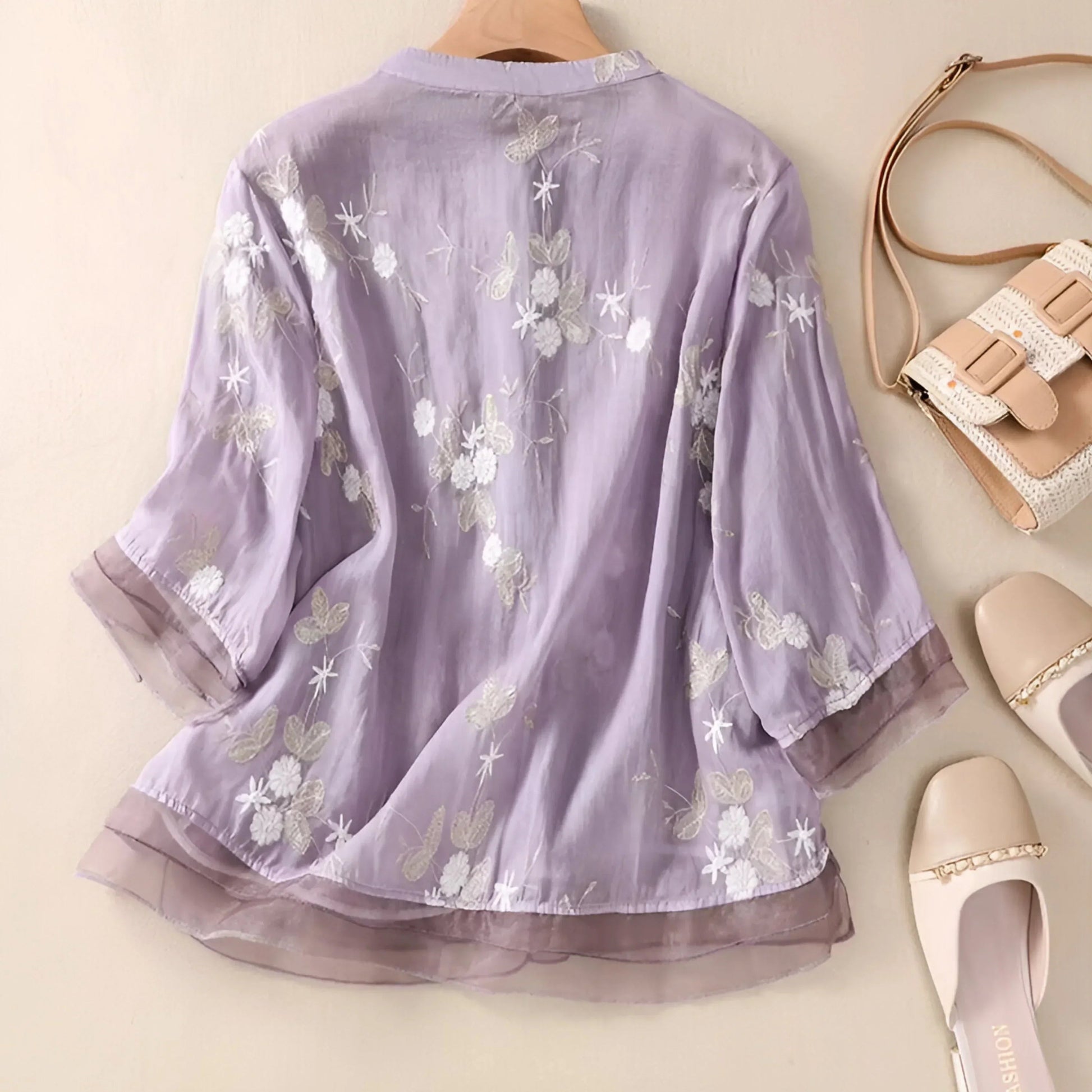 EMILY | COTTON TOP WITH EMBROIDERED FLOWERS Olyndra London