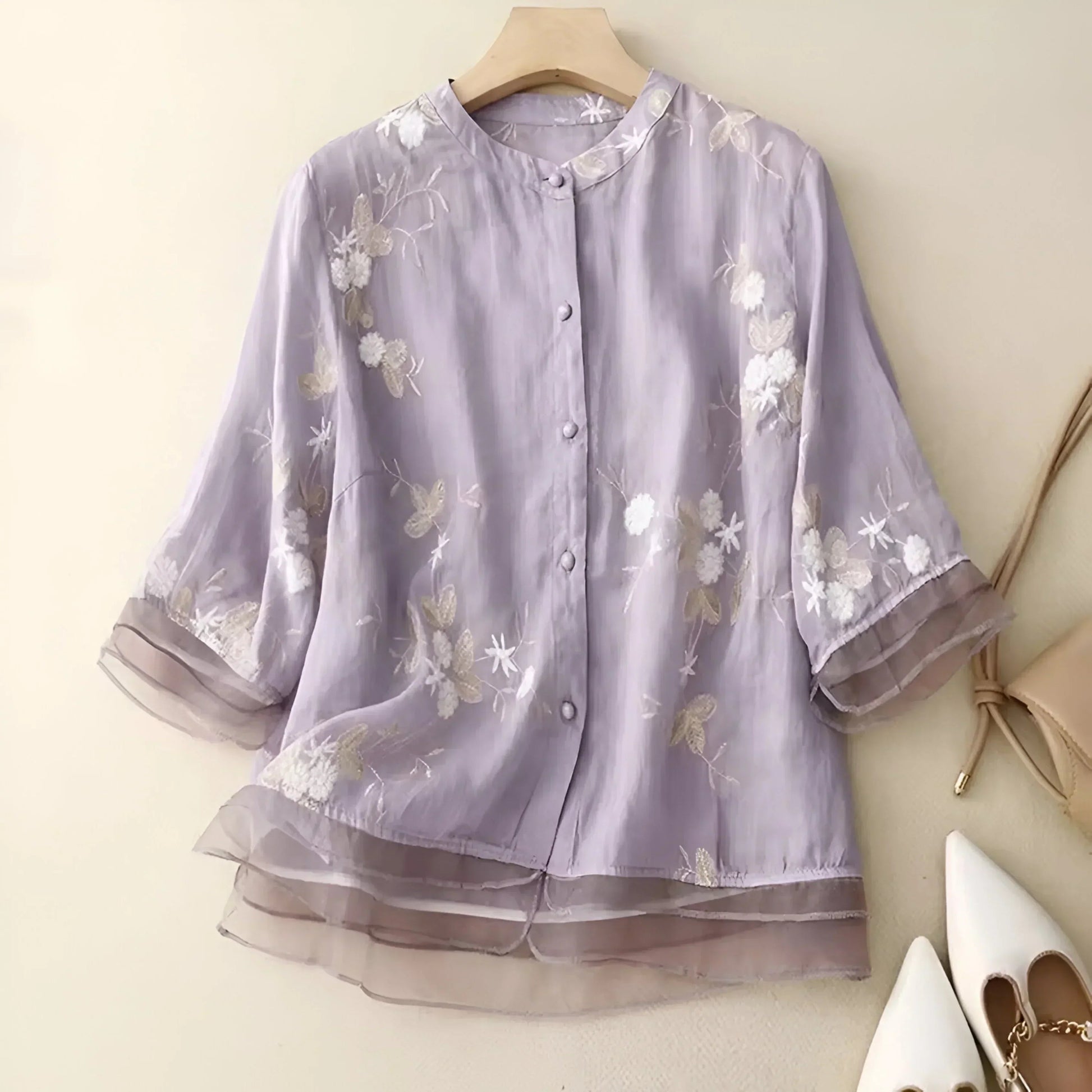 EMILY | COTTON TOP WITH EMBROIDERED FLOWERS Olyndra London